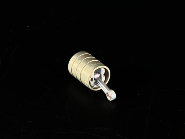 抜きテーパーの機能化による切削レス・高精度シリンダー部品（ピストン） | ONIプレシジョン