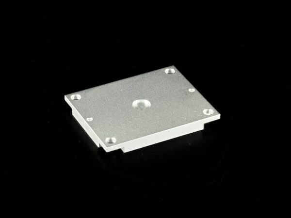 半導体業界向け A5052製高精度キズレスプレート（フタ） | ONIプレシジョン